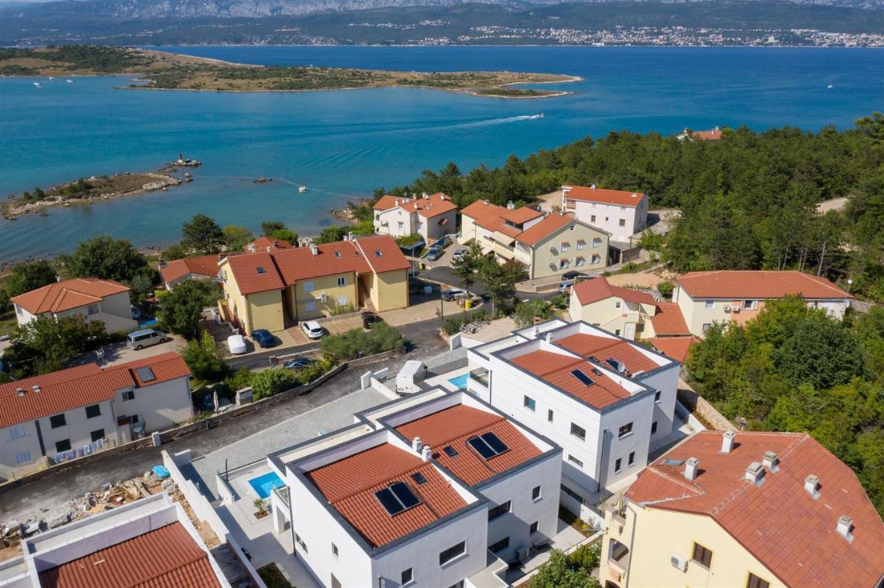 Villa Manhattan Dobrinj Екстериор снимка
